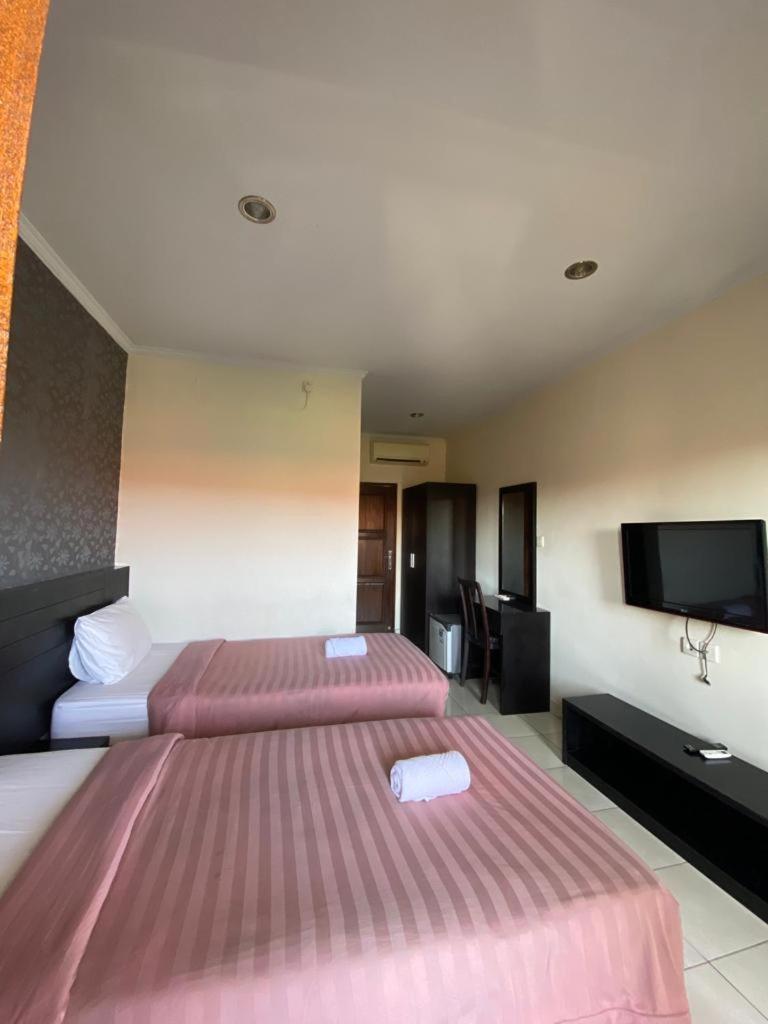 Jesens Inn II Кута Экстерьер фото